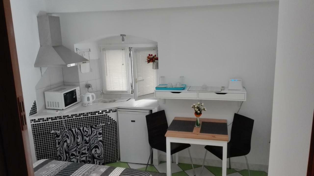 Split Studio Irisha Экстерьер фото